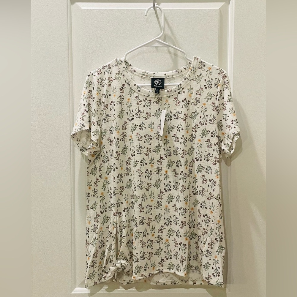 NEW…Bobeau Floral Tie-Hem Short Sleeve Top - Picture 3 of 5